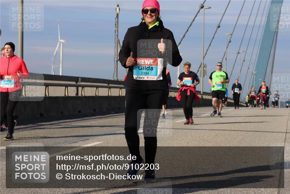 03.10.2025 - Köhlbrandbrückenlauf Strokosch-Dieckow http://msf.ph/oto/9102203 03.10.2025 10:08:25 Position 2 2429, 2394 meine-sportfotos.de