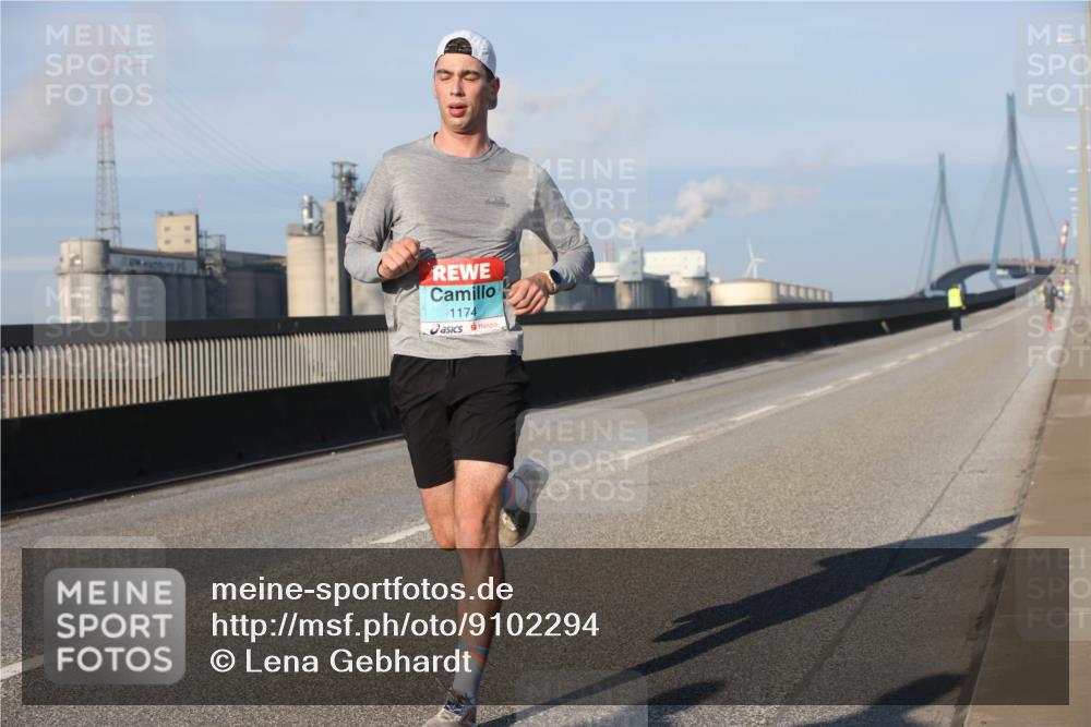 03.10.2025 - Köhlbrandbrückenlauf Lena Gebhardt http://msf.ph/oto/9102294 03.10.2025 09:37:11 Position 2 1174 meine-sportfotos.de
