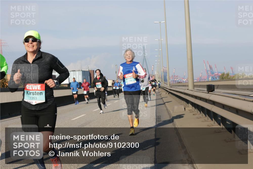 03.10.2025 - Köhlbrandbrückenlauf Jannik Wohlers http://msf.ph/oto/9102300 03.10.2025 09:49:27 Position 3 1353, 1025 meine-sportfotos.de
