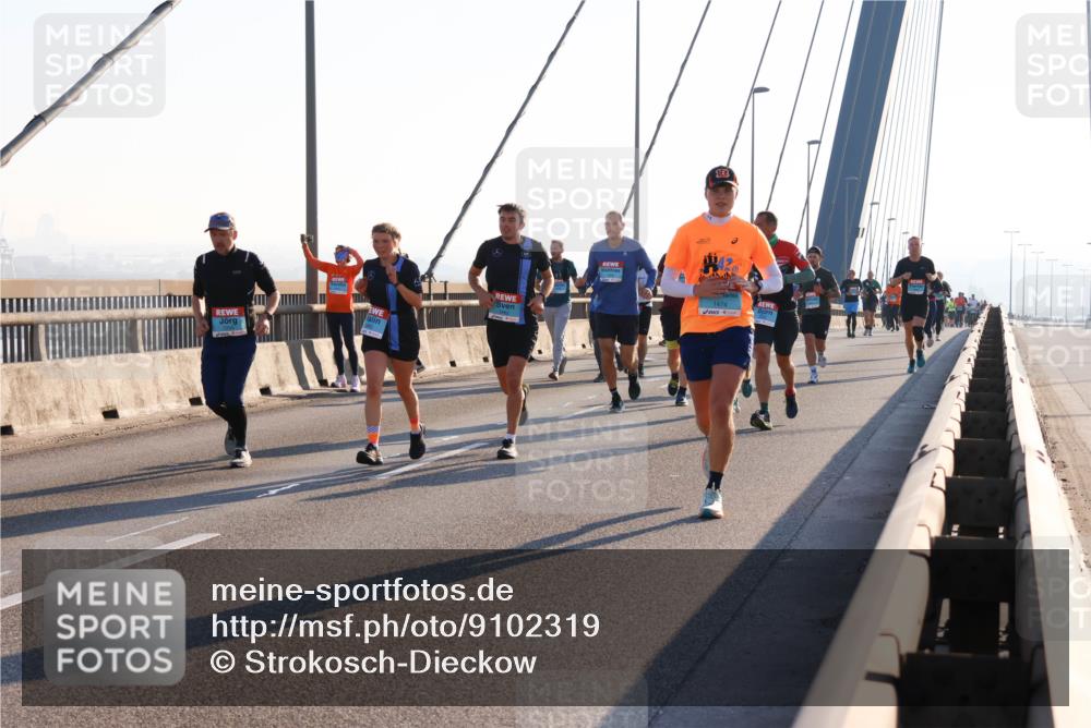 03.10.2025 - Köhlbrandbrückenlauf Strokosch-Dieckow http://msf.ph/oto/9102319 03.10.2025 09:23:56 Position 1 1, 1474 meine-sportfotos.de
