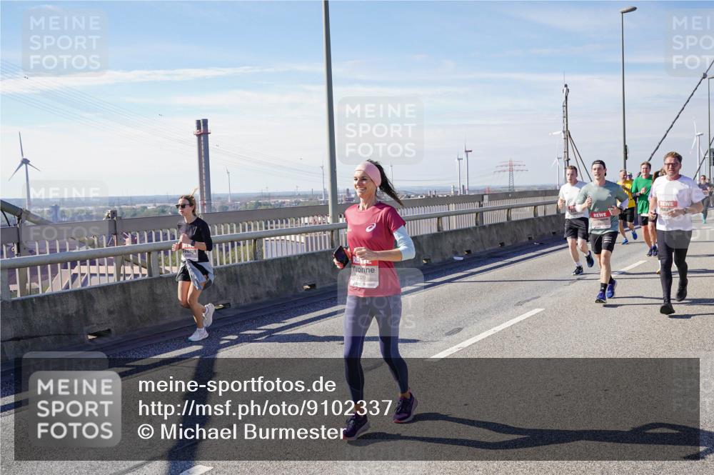 03.10.2025 - Köhlbrandbrückenlauf Michael Burmester http://msf.ph/oto/9102337 03.10.2025 12:47:22 Position 2 5029 meine-sportfotos.de