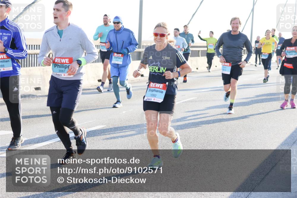 03.10.2025 - Köhlbrandbrückenlauf Strokosch-Dieckow http://msf.ph/oto/9102571 03.10.2025 09:24:36 Position 1 066, 3067, 1328, 1092, 3813, 1294 meine-sportfotos.de