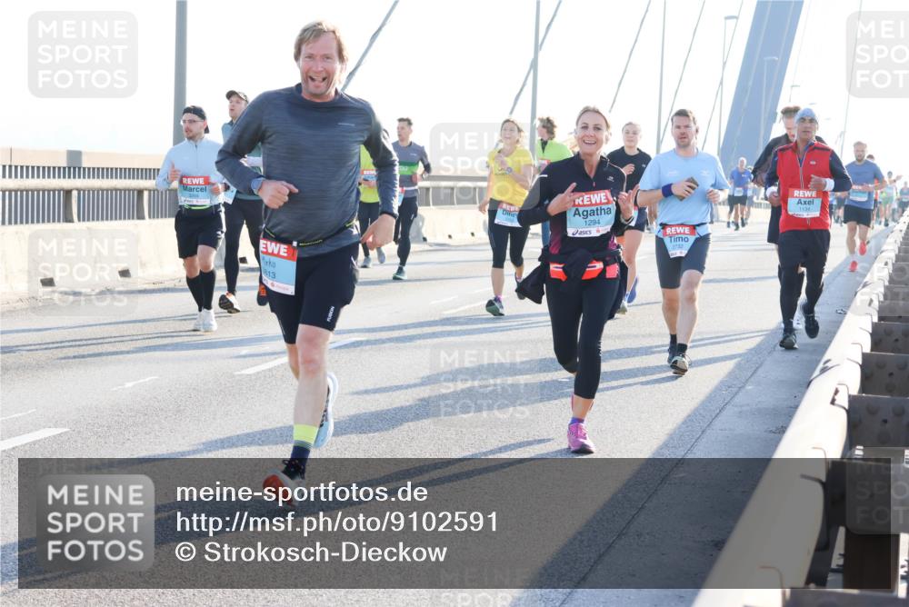 03.10.2025 - Köhlbrandbrückenlauf Strokosch-Dieckow http://msf.ph/oto/9102591 03.10.2025 09:24:38 Position 1 813, 1294, 2732, 1134 meine-sportfotos.de