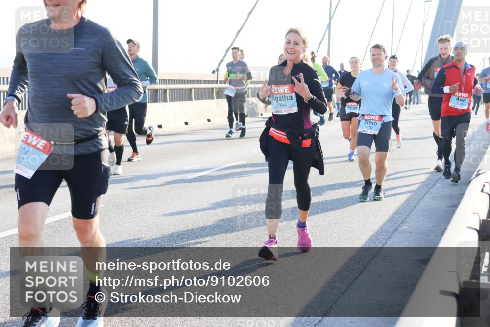 03.10.2025 - Köhlbrandbrückenlauf Strokosch-Dieckow http://msf.ph/oto/9102606 03.10.2025 09:24:39 Position 1 13, 1294, 2732, 1134 meine-sportfotos.de