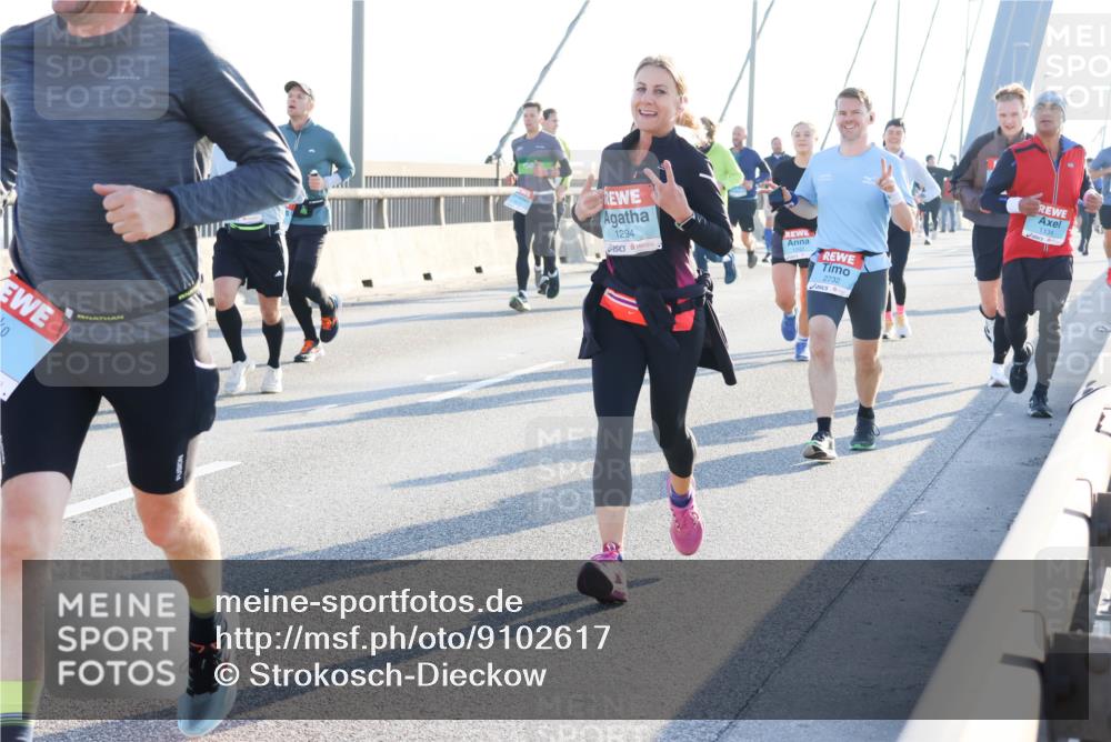 03.10.2025 - Köhlbrandbrückenlauf Strokosch-Dieckow http://msf.ph/oto/9102617 03.10.2025 09:24:39 Position 1 1294, 2732, 1134 meine-sportfotos.de