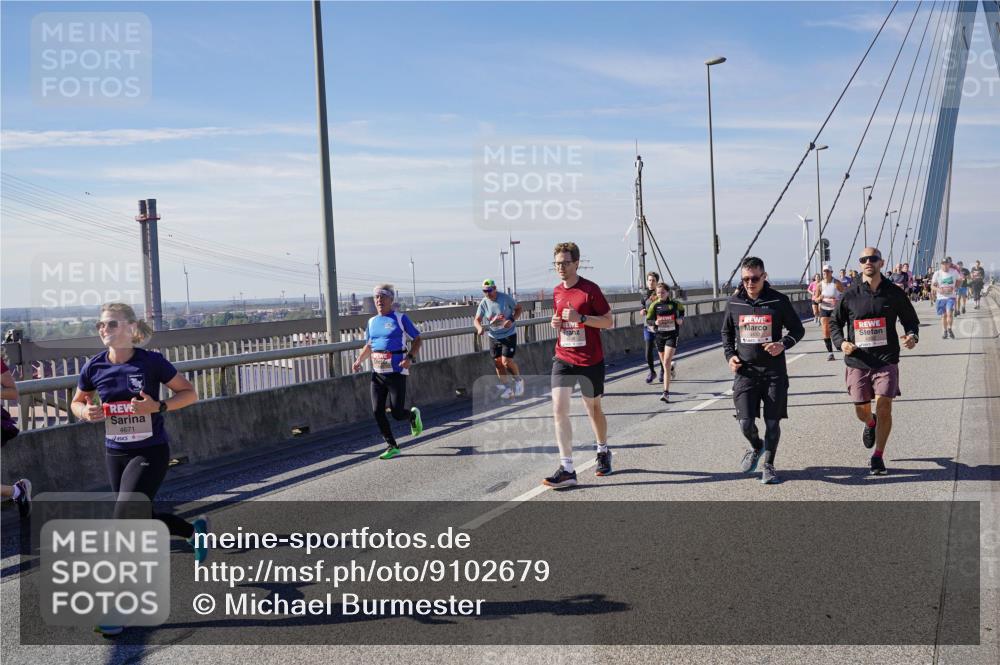 03.10.2025 - Köhlbrandbrückenlauf Michael Burmester http://msf.ph/oto/9102679 03.10.2025 12:47:31 Position 2 4671 meine-sportfotos.de