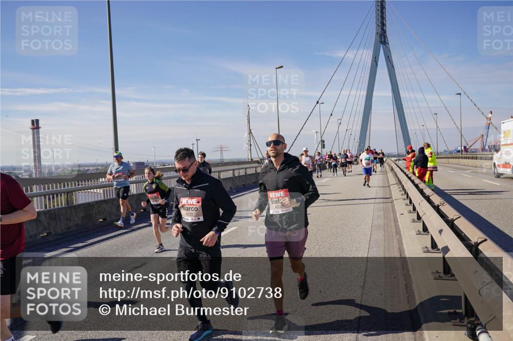 03.10.2025 - Köhlbrandbrückenlauf Michael Burmester http://msf.ph/oto/9102738 03.10.2025 12:47:32 Position 2 4533, 4202 meine-sportfotos.de