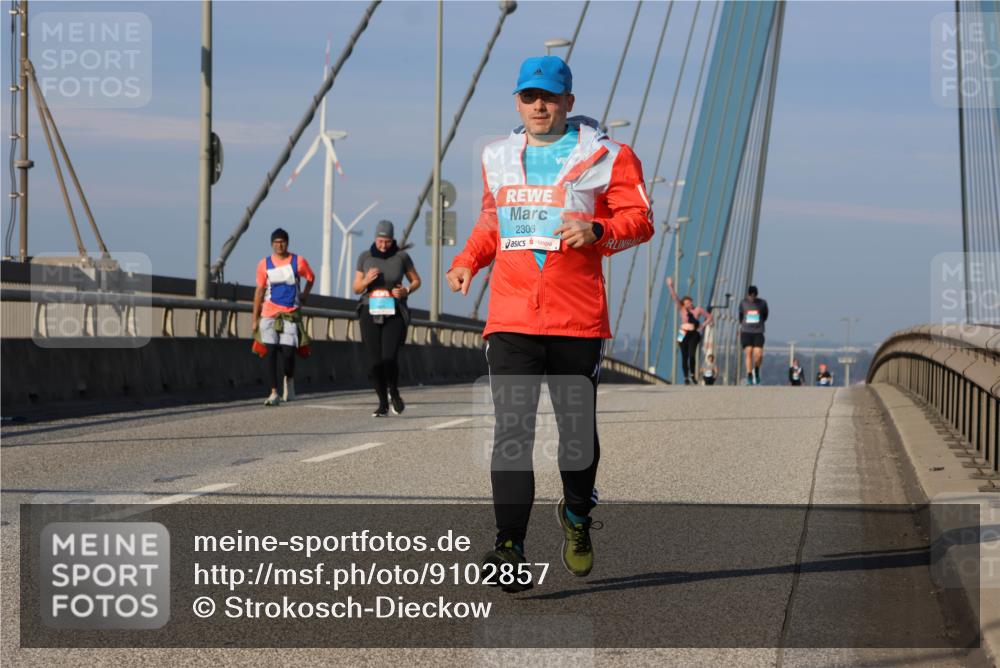 03.10.2025 - Köhlbrandbrückenlauf Strokosch-Dieckow http://msf.ph/oto/9102857 03.10.2025 10:09:49 Position 2 2306 meine-sportfotos.de