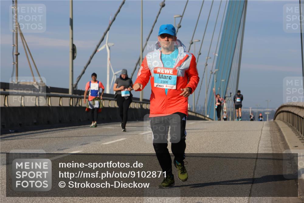 03.10.2025 - Köhlbrandbrückenlauf Strokosch-Dieckow http://msf.ph/oto/9102871 03.10.2025 10:09:49 Position 2 2306 meine-sportfotos.de