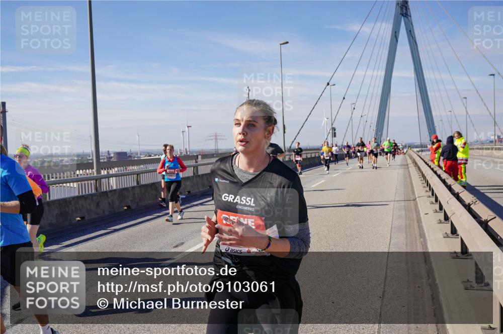 03.10.2025 - Köhlbrandbrückenlauf Michael Burmester http://msf.ph/oto/9103061 03.10.2025 12:47:45 Position 2  meine-sportfotos.de