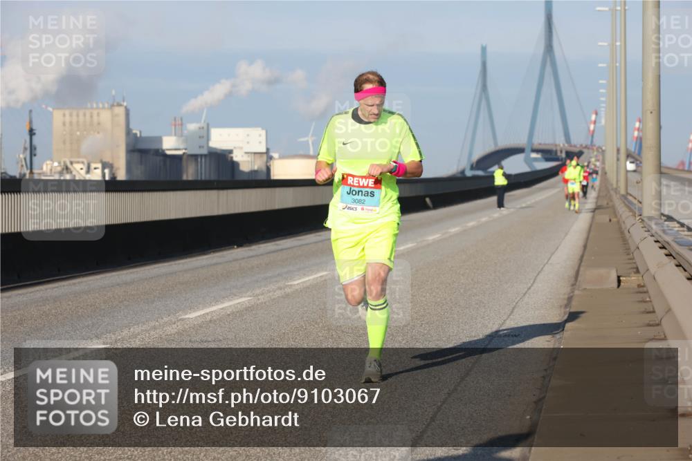 03.10.2025 - Köhlbrandbrückenlauf Lena Gebhardt http://msf.ph/oto/9103067 03.10.2025 09:37:48 Position 2 3082 meine-sportfotos.de