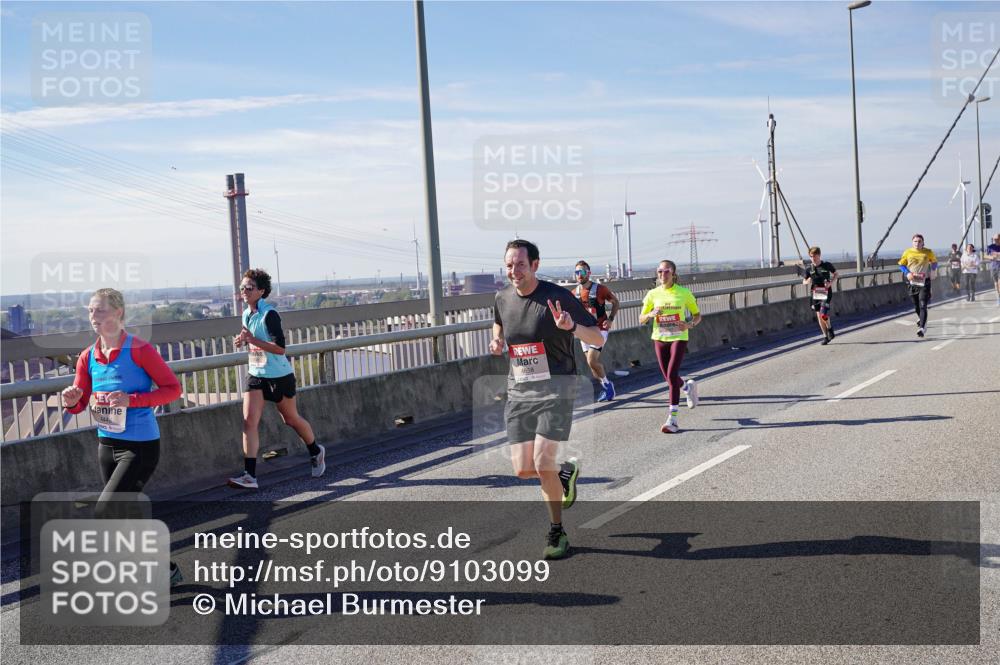 03.10.2025 - Köhlbrandbrückenlauf Michael Burmester http://msf.ph/oto/9103099 03.10.2025 12:47:47 Position 2 4448 meine-sportfotos.de