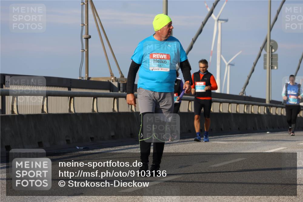 03.10.2025 - Köhlbrandbrückenlauf Strokosch-Dieckow http://msf.ph/oto/9103136 03.10.2025 10:11:36 Position 2 2647 meine-sportfotos.de