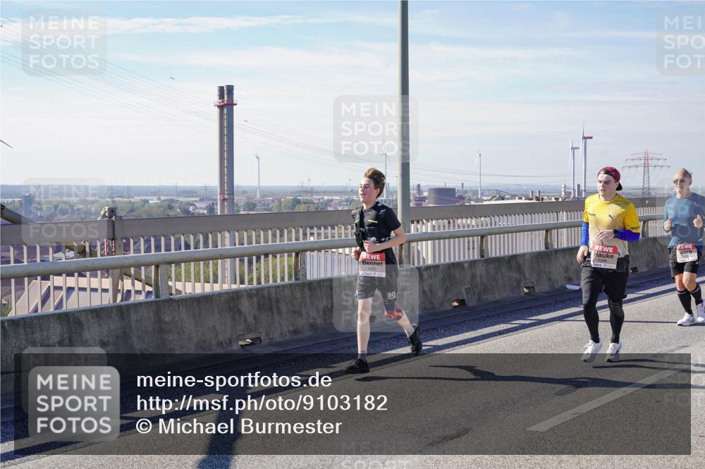 03.10.2025 - Köhlbrandbrückenlauf Michael Burmester http://msf.ph/oto/9103182 03.10.2025 12:47:51 Position 2  meine-sportfotos.de