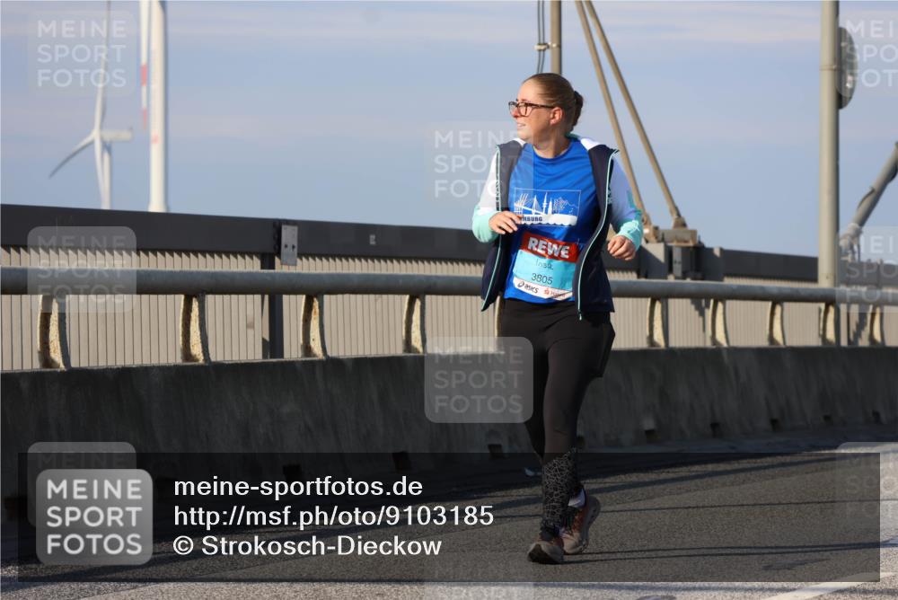 03.10.2025 - Köhlbrandbrückenlauf Strokosch-Dieckow http://msf.ph/oto/9103185 03.10.2025 10:11:49 Position 2 3805 meine-sportfotos.de