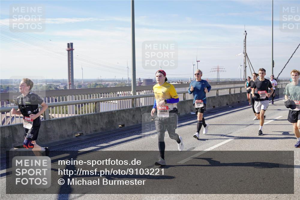 03.10.2025 - Köhlbrandbrückenlauf Michael Burmester http://msf.ph/oto/9103221 03.10.2025 12:47:51 Position 2  meine-sportfotos.de
