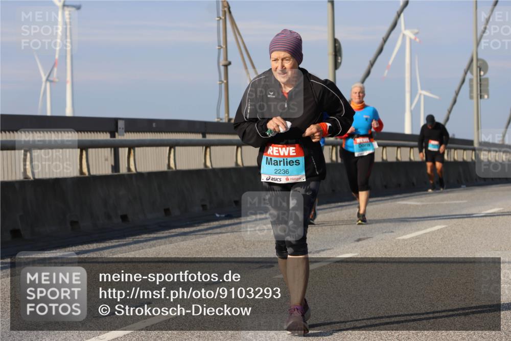 03.10.2025 - Köhlbrandbrückenlauf Strokosch-Dieckow http://msf.ph/oto/9103293 03.10.2025 10:12:20 Position 2 2236 meine-sportfotos.de