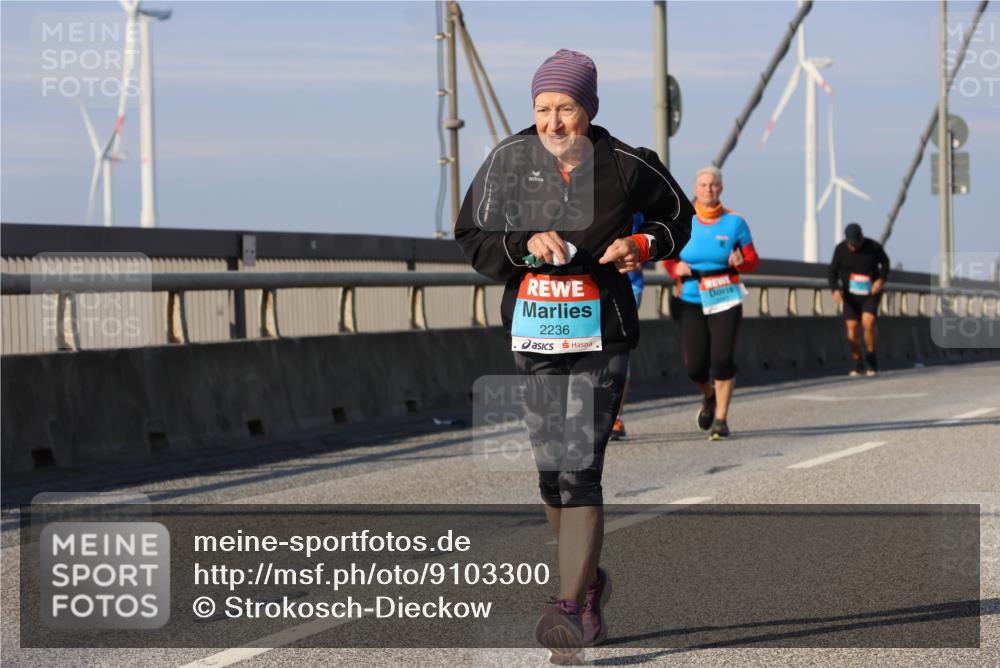 03.10.2025 - Köhlbrandbrückenlauf Strokosch-Dieckow http://msf.ph/oto/9103300 03.10.2025 10:12:20 Position 2 2236 meine-sportfotos.de