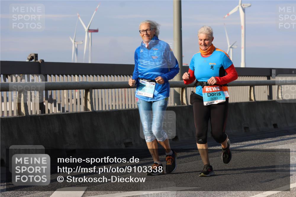 03.10.2025 - Köhlbrandbrückenlauf Strokosch-Dieckow http://msf.ph/oto/9103338 03.10.2025 10:12:25 Position 2 3092, 3093 meine-sportfotos.de