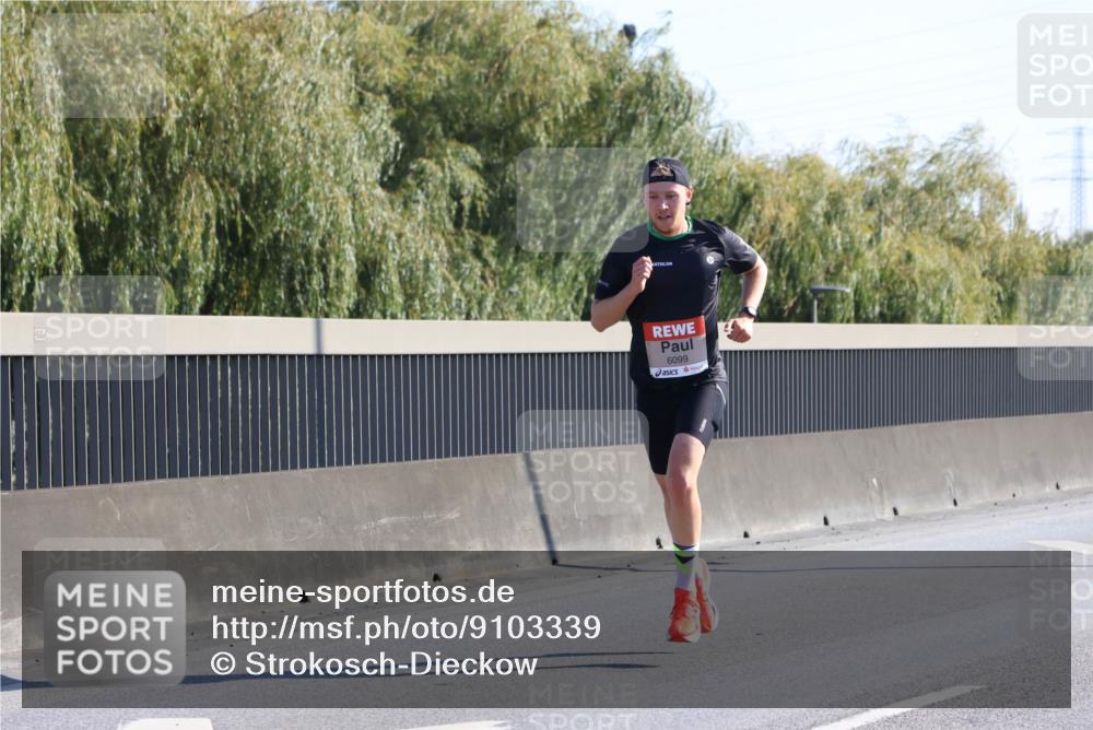 03.10.2025 - Köhlbrandbrückenlauf Strokosch-Dieckow http://msf.ph/oto/9103339 03.10.2025 12:09:45 Position 3 840, 6099 meine-sportfotos.de