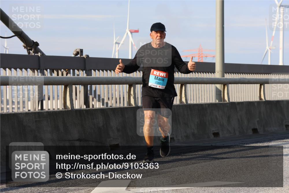 03.10.2025 - Köhlbrandbrückenlauf Strokosch-Dieckow http://msf.ph/oto/9103363 03.10.2025 10:12:35 Position 2 2360 meine-sportfotos.de