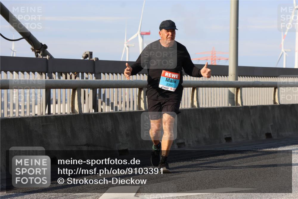 03.10.2025 - Köhlbrandbrückenlauf Strokosch-Dieckow http://msf.ph/oto/9103391 03.10.2025 10:12:35 Position 2 2360 meine-sportfotos.de