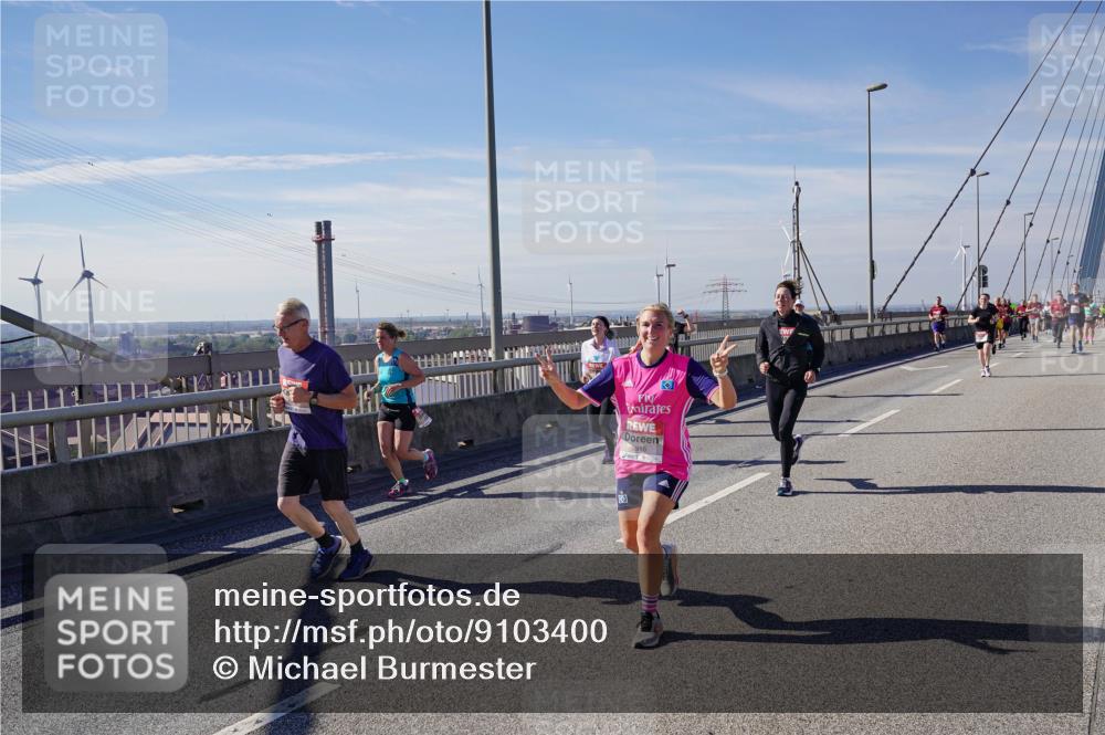 03.10.2025 - Köhlbrandbrückenlauf Michael Burmester http://msf.ph/oto/9103400 03.10.2025 12:47:56 Position 2  meine-sportfotos.de
