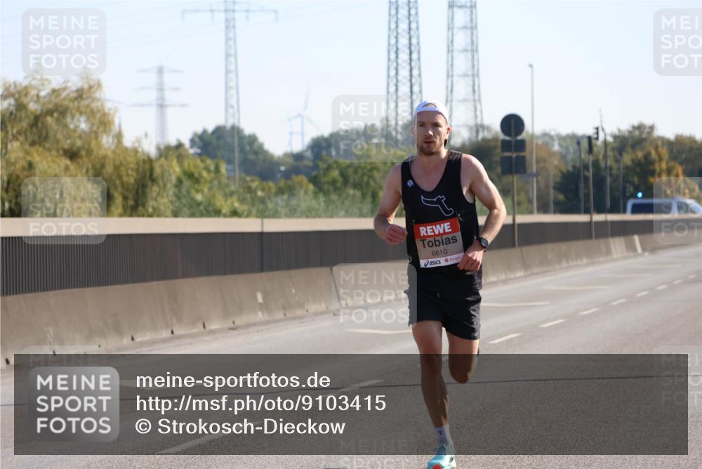 03.10.2025 - Köhlbrandbrückenlauf Strokosch-Dieckow http://msf.ph/oto/9103415 03.10.2025 12:10:12 Position 3 6610 meine-sportfotos.de