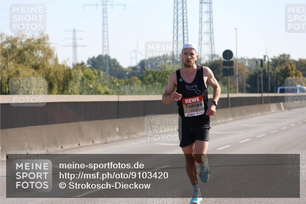 03.10.2025 - Köhlbrandbrückenlauf Strokosch-Dieckow http://msf.ph/oto/9103420 03.10.2025 12:10:12 Position 3 6610 meine-sportfotos.de