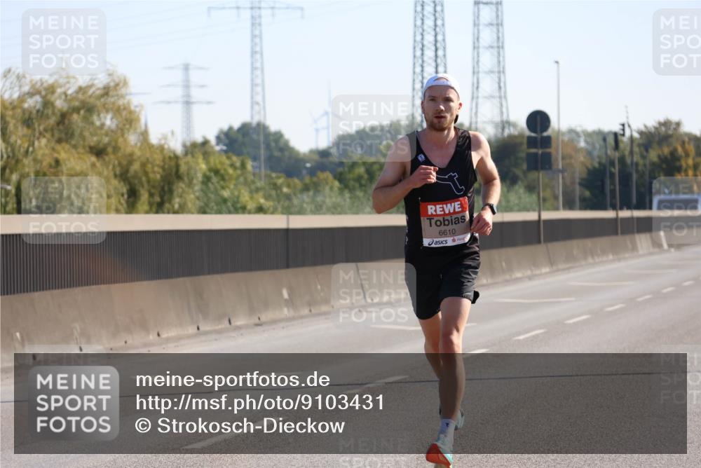 03.10.2025 - Köhlbrandbrückenlauf Strokosch-Dieckow http://msf.ph/oto/9103431 03.10.2025 12:10:12 Position 3 6610 meine-sportfotos.de