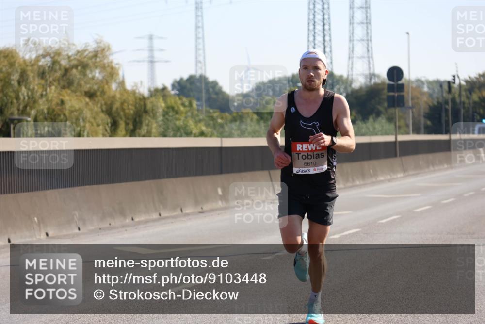 03.10.2025 - Köhlbrandbrückenlauf Strokosch-Dieckow http://msf.ph/oto/9103448 03.10.2025 12:10:12 Position 3 6610 meine-sportfotos.de