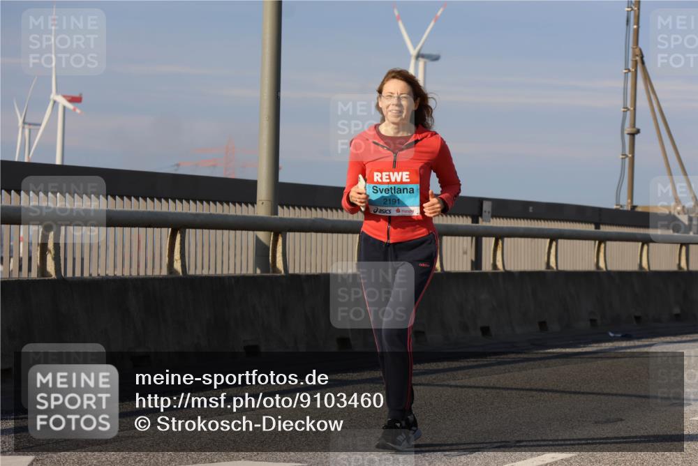 03.10.2025 - Köhlbrandbrückenlauf Strokosch-Dieckow http://msf.ph/oto/9103460 03.10.2025 10:12:44 Position 2 2191 meine-sportfotos.de