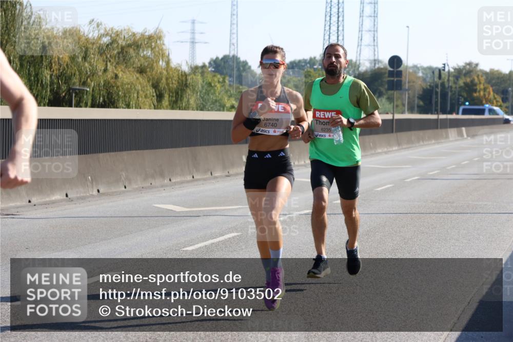 03.10.2025 - Köhlbrandbrückenlauf Strokosch-Dieckow http://msf.ph/oto/9103502 03.10.2025 12:10:28 Position 3 6740, 6235 meine-sportfotos.de
