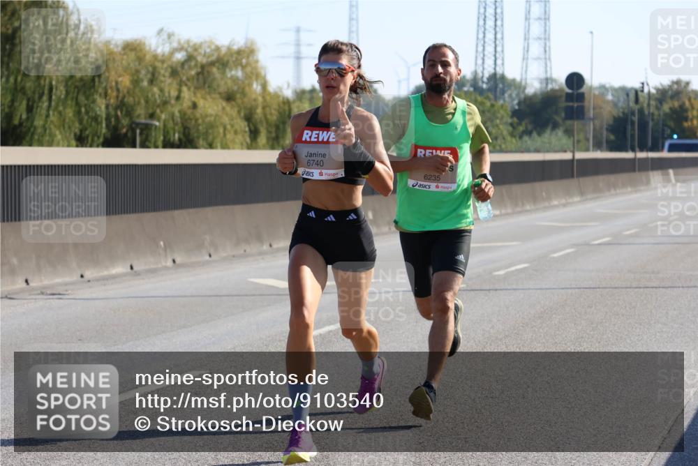 03.10.2025 - Köhlbrandbrückenlauf Strokosch-Dieckow http://msf.ph/oto/9103540 03.10.2025 12:10:28 Position 3 6740, 6235 meine-sportfotos.de