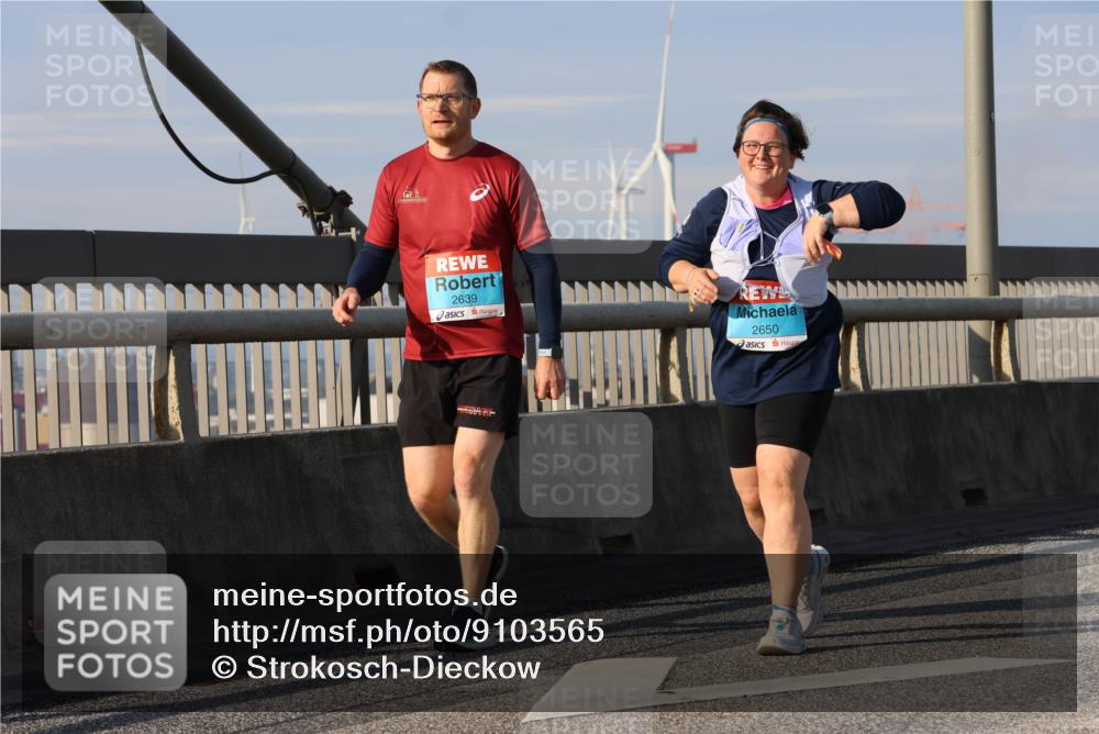 03.10.2025 - Köhlbrandbrückenlauf Strokosch-Dieckow http://msf.ph/oto/9103565 03.10.2025 10:13:11 Position 2 2639, 2650 meine-sportfotos.de