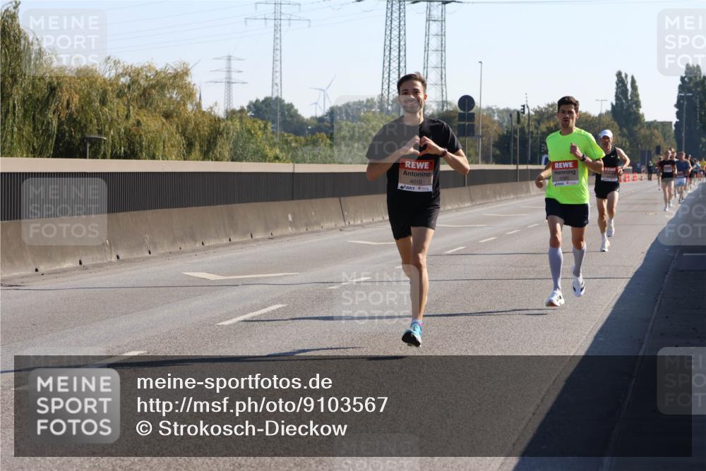 03.10.2025 - Köhlbrandbrückenlauf Strokosch-Dieckow http://msf.ph/oto/9103567 03.10.2025 12:10:34 Position 3 4010 meine-sportfotos.de