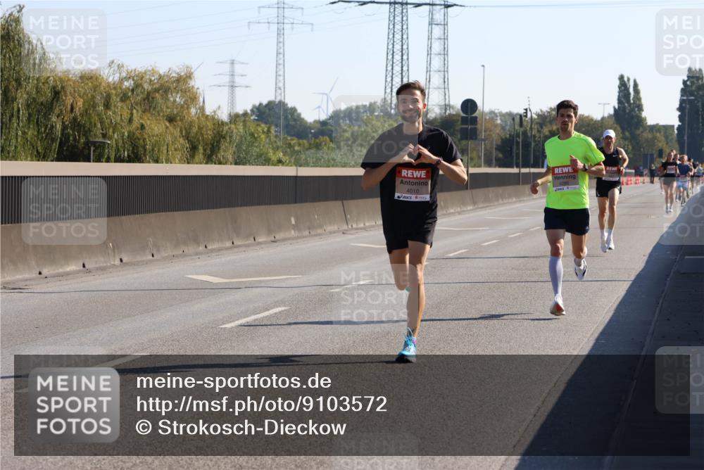 03.10.2025 - Köhlbrandbrückenlauf Strokosch-Dieckow http://msf.ph/oto/9103572 03.10.2025 12:10:34 Position 3 4010, 6280 meine-sportfotos.de