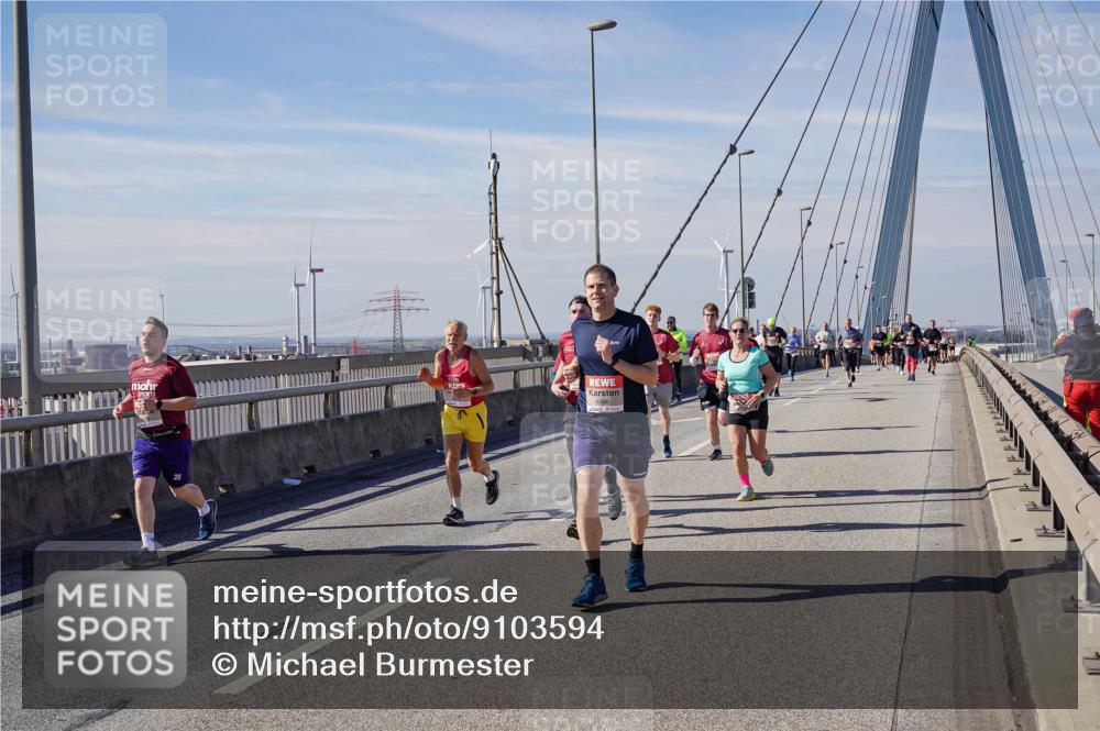 03.10.2025 - Köhlbrandbrückenlauf Michael Burmester http://msf.ph/oto/9103594 03.10.2025 12:48:05 Position 2  meine-sportfotos.de