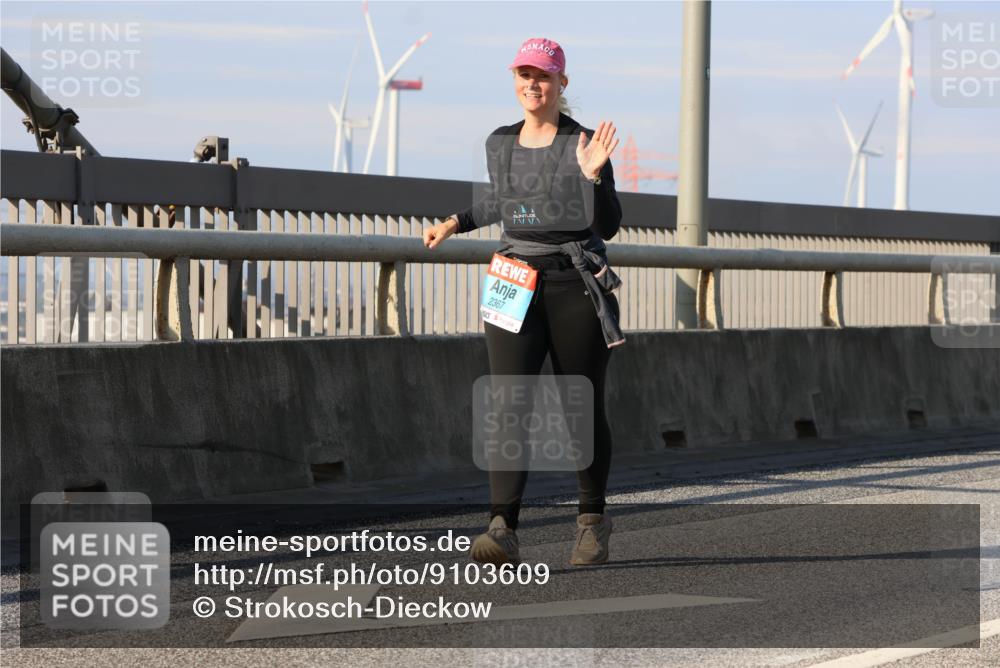 03.10.2025 - Köhlbrandbrückenlauf Strokosch-Dieckow http://msf.ph/oto/9103609 03.10.2025 10:13:15 Position 2 2367 meine-sportfotos.de