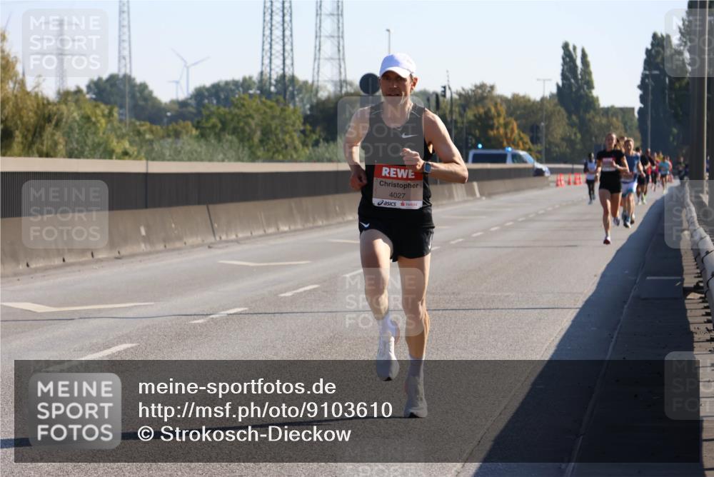 03.10.2025 - Köhlbrandbrückenlauf Strokosch-Dieckow http://msf.ph/oto/9103610 03.10.2025 12:10:39 Position 3 4027 meine-sportfotos.de