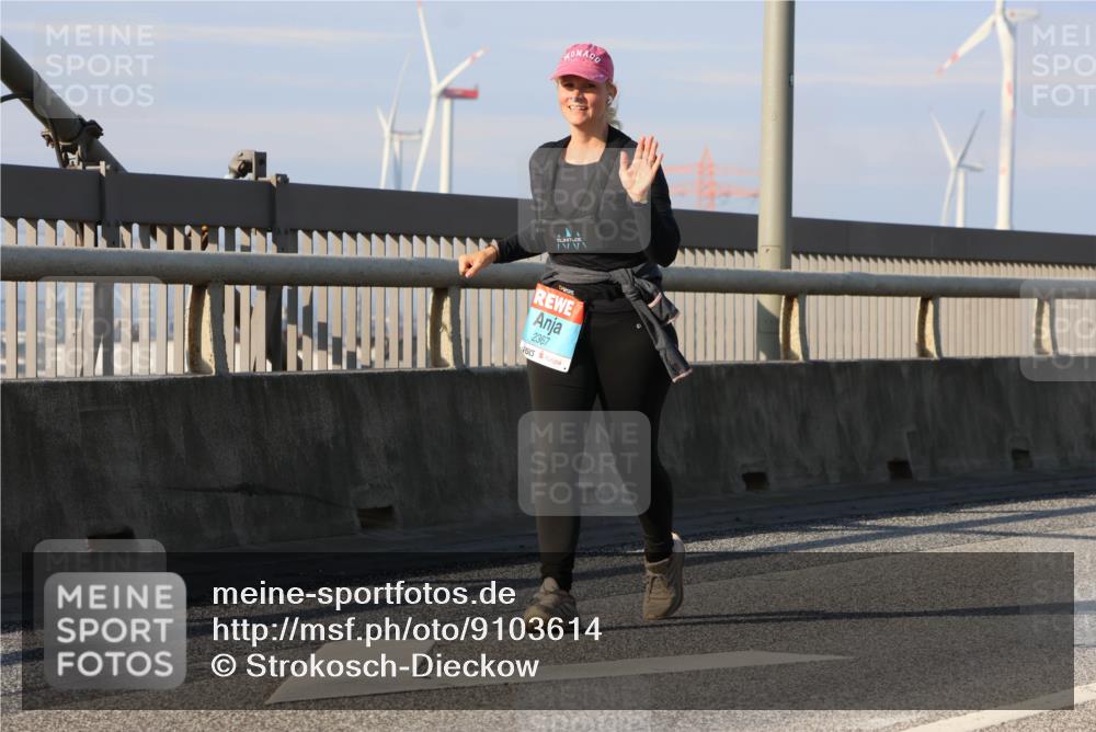 03.10.2025 - Köhlbrandbrückenlauf Strokosch-Dieckow http://msf.ph/oto/9103614 03.10.2025 10:13:15 Position 2 2367 meine-sportfotos.de
