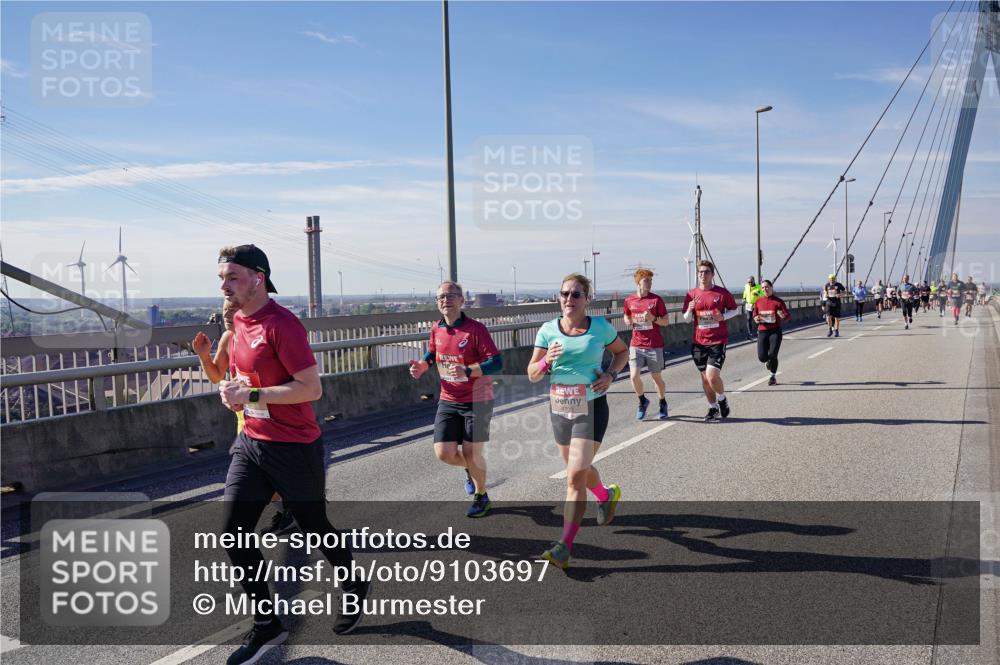 03.10.2025 - Köhlbrandbrückenlauf Michael Burmester http://msf.ph/oto/9103697 03.10.2025 12:48:08 Position 2  meine-sportfotos.de