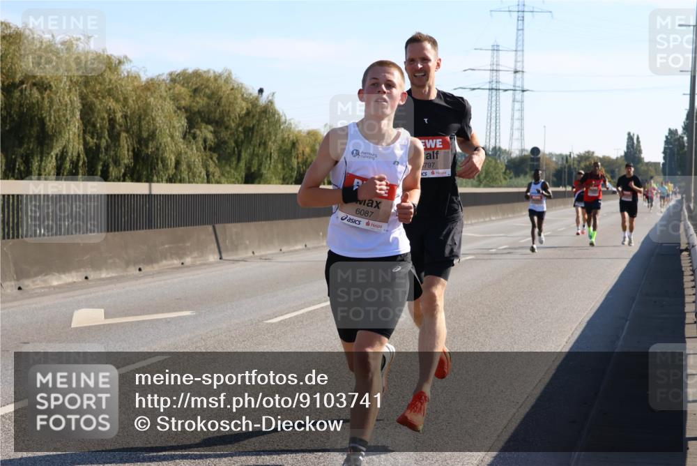 03.10.2025 - Köhlbrandbrückenlauf Strokosch-Dieckow http://msf.ph/oto/9103741 03.10.2025 12:10:57 Position 3 797, 6087 meine-sportfotos.de