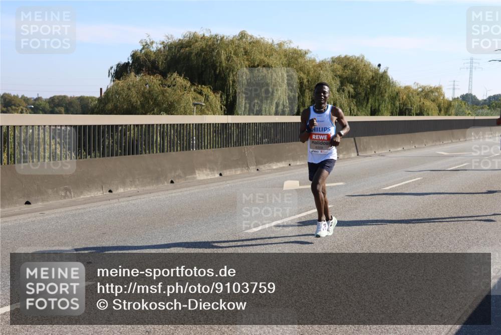 03.10.2025 - Köhlbrandbrückenlauf Strokosch-Dieckow http://msf.ph/oto/9103759 03.10.2025 12:11:03 Position 3 6359 meine-sportfotos.de