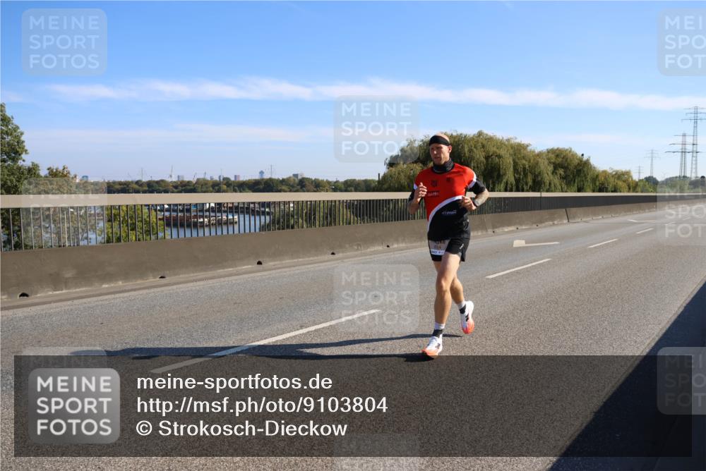 03.10.2025 - Köhlbrandbrückenlauf Strokosch-Dieckow http://msf.ph/oto/9103804 03.10.2025 12:11:07 Position 3  meine-sportfotos.de