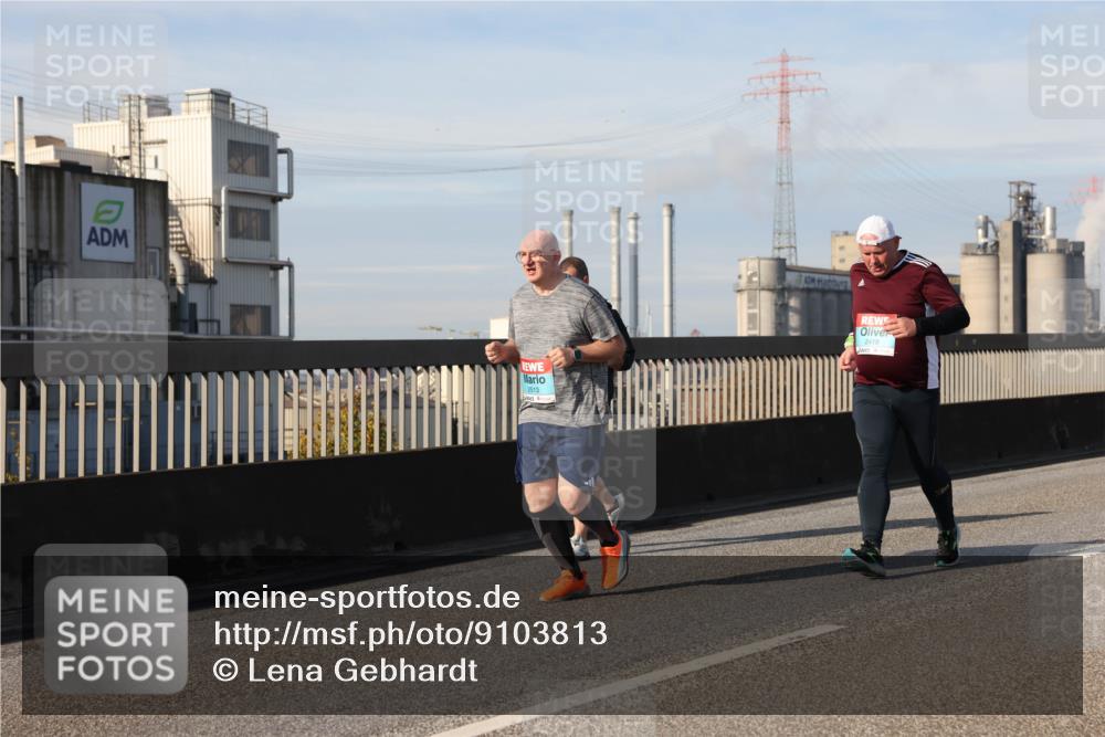 03.10.2025 - Köhlbrandbrückenlauf Lena Gebhardt http://msf.ph/oto/9103813 03.10.2025 10:12:28 Position 2 2513, 2418 meine-sportfotos.de