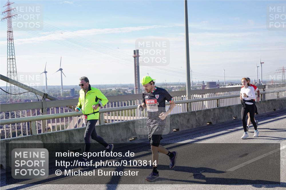 03.10.2025 - Köhlbrandbrückenlauf Michael Burmester http://msf.ph/oto/9103814 03.10.2025 12:48:15 Position 2 5147 meine-sportfotos.de