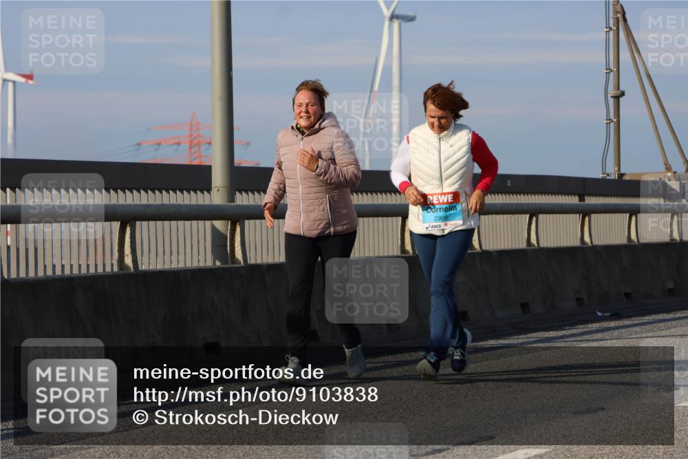 03.10.2025 - Köhlbrandbrückenlauf Strokosch-Dieckow http://msf.ph/oto/9103838 03.10.2025 10:15:43 Position 2 2908 meine-sportfotos.de