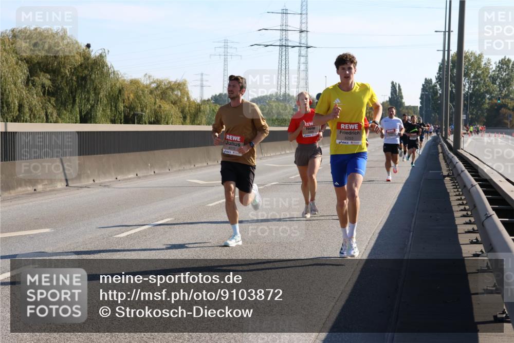 03.10.2025 - Köhlbrandbrückenlauf Strokosch-Dieckow http://msf.ph/oto/9103872 03.10.2025 12:11:24 Position 3 4072, 6253 meine-sportfotos.de