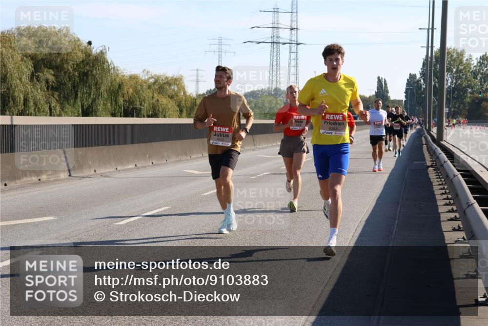 03.10.2025 - Köhlbrandbrückenlauf Strokosch-Dieckow http://msf.ph/oto/9103883 03.10.2025 12:11:24 Position 3 6253, 4072 meine-sportfotos.de